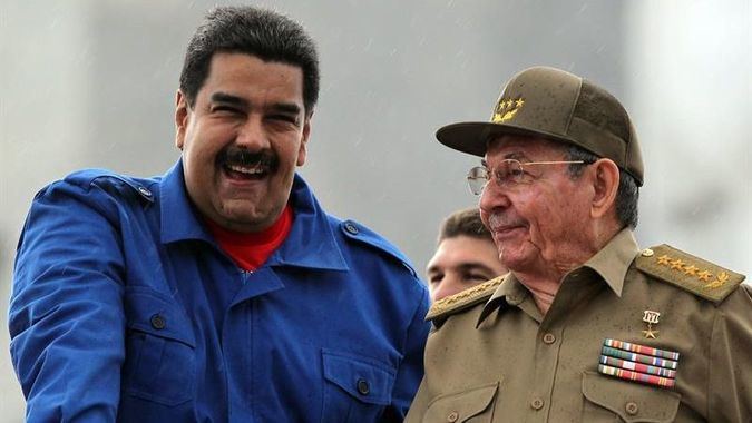 Cubazuela: Crónica de una intervención cubana