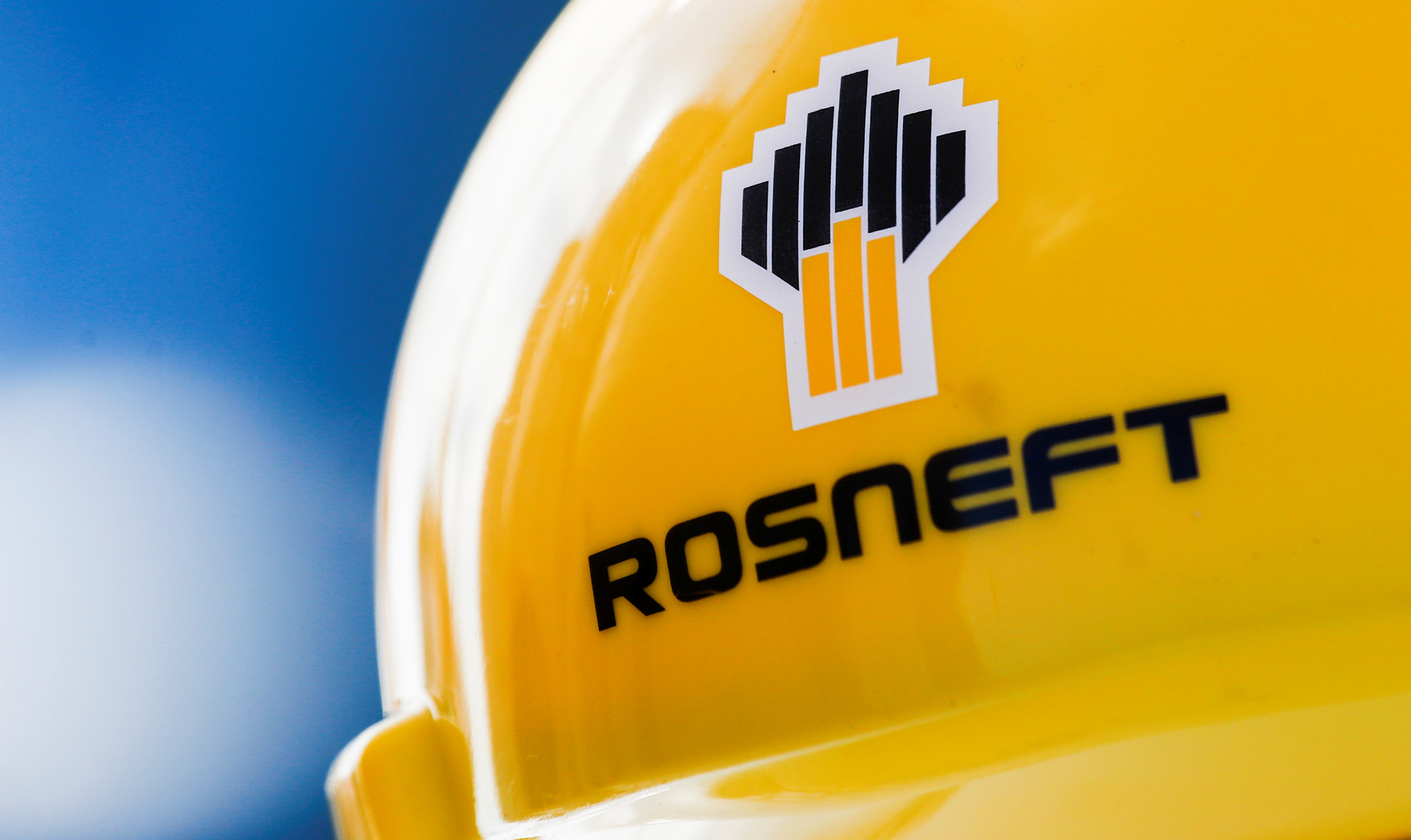 Se desploman las acciones de Rosneft tras anuncio de sanciones por culpa de Maduro