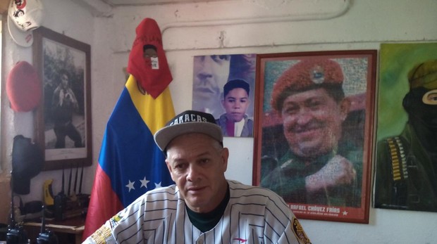 Paramilitar venezolano: A nadie le importa de dónde sacamos las armas. Las tenemos y están listas