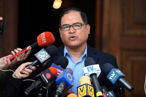 Carlos Valero: Solicitaremos en la OEA un plan urgente regional de atención migratoria para venezolanos
