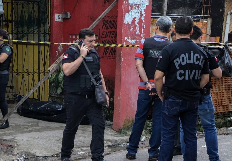 Asesinan a cinco hombres durante sangriento tiroteo en un bar de Brasil