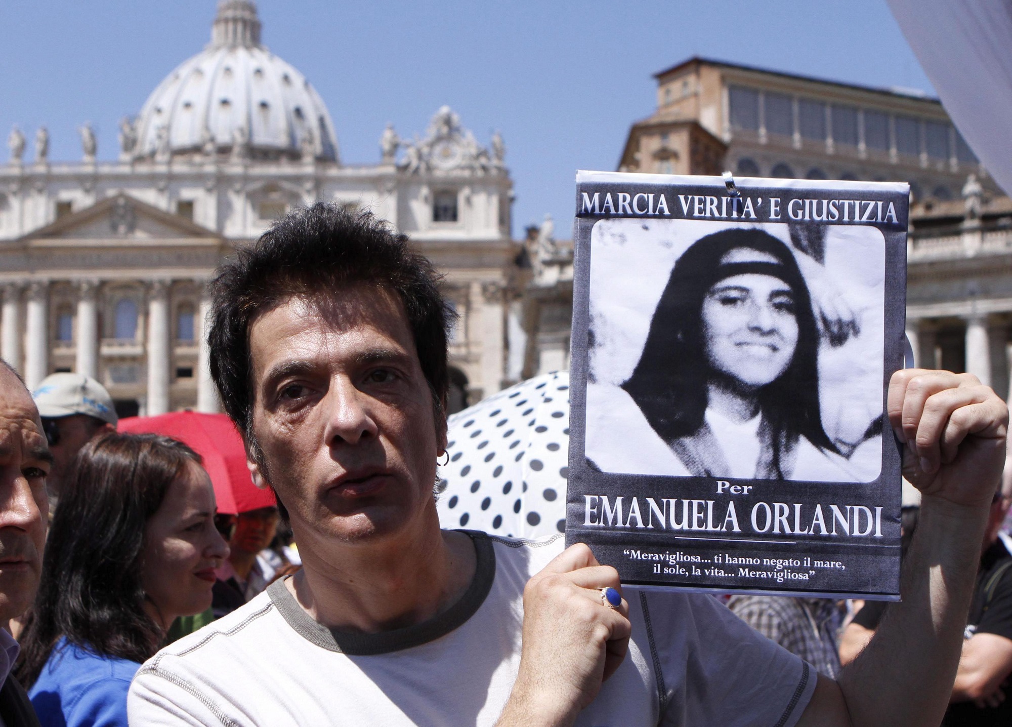 Vaticano inicia examen de huesos encontrados en osarios por el caso Orlandi