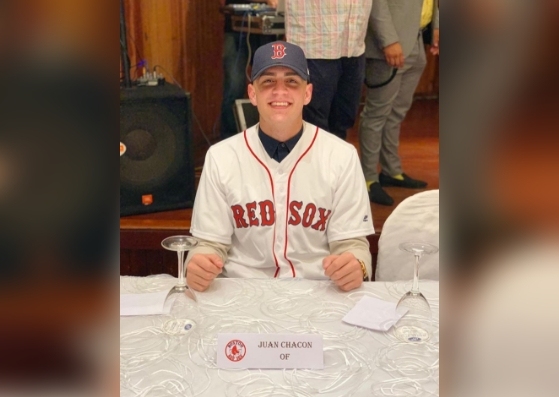 Un trujillano llega a los Medias Rojas de Boston