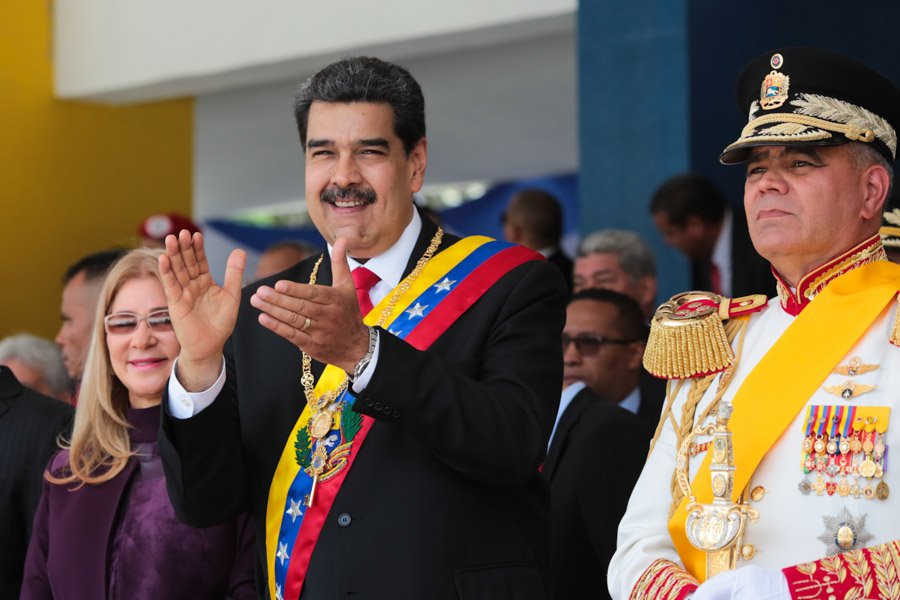 Con tanta grasa saturada, Maduro manda a ejercicios… pero militares para el #24Jul