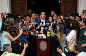 Guaidó afirma que diálogo con el régimen de Maduro no funciona (Video)