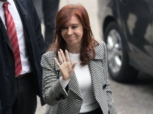 Más cara e’ tabla imposible: Kirchner pide al gobierno de Macri ponerle fin a las políticas de endeudamiento