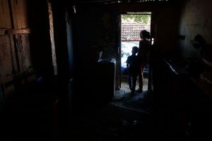 Varias zonas del estado Anzoátegui llevan horas sin servicio eléctrico #4Nov