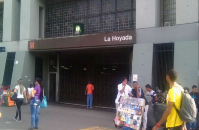 Estación La Hoyada no presta servicio comercial por bajones de luz en la zona este #2Oct