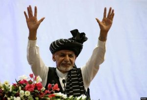 Presidente de Afganistán obtiene mayoría en elecciones presidenciales