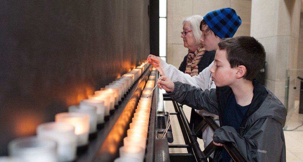 El Día Internacional por las Víctimas del Holocausto se conmemora este #27Ene