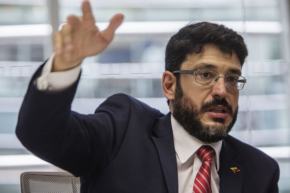 Procuraduría Especial alertó a Amsterdam & Partners que no puede aceptar contratos con Maduro