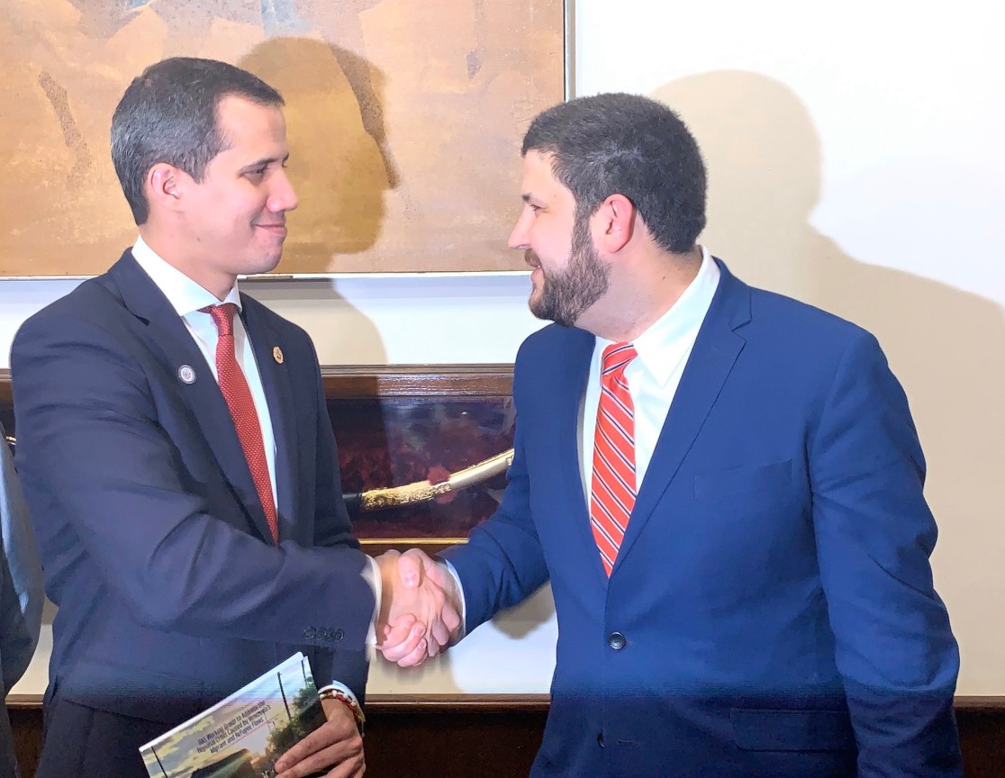 Smolansky y Guaidó acordaron más políticas de atención a migrantes venezolanos (Fotos)