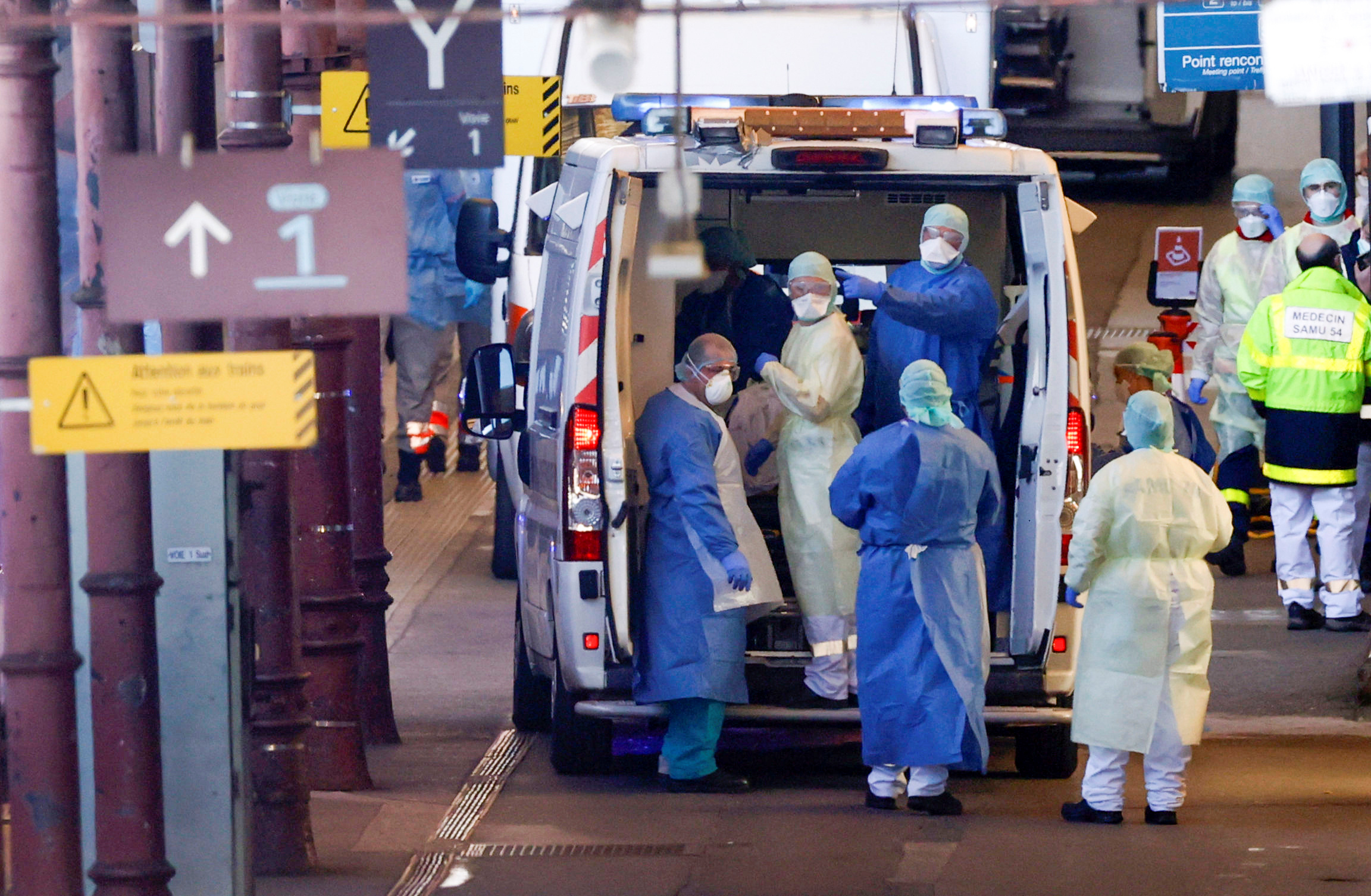 Francia se acerca a 20.000 muertos por coronavirus, tras informar de 395 nuevos decesos
