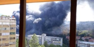 Bomberos de Caracas asisten incendio en la urbanización Los Samanes de Baruta #22Mar (VIDEO)