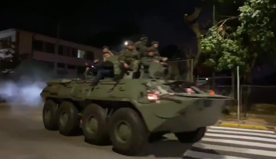 Padrino López y la Fanb madrugaron para el despliegue de ejercicios militares en el país (Videos)