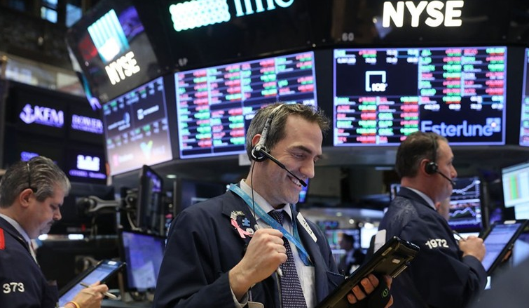 Wall Street abre en verde y el Dow Jones sube 1,22%