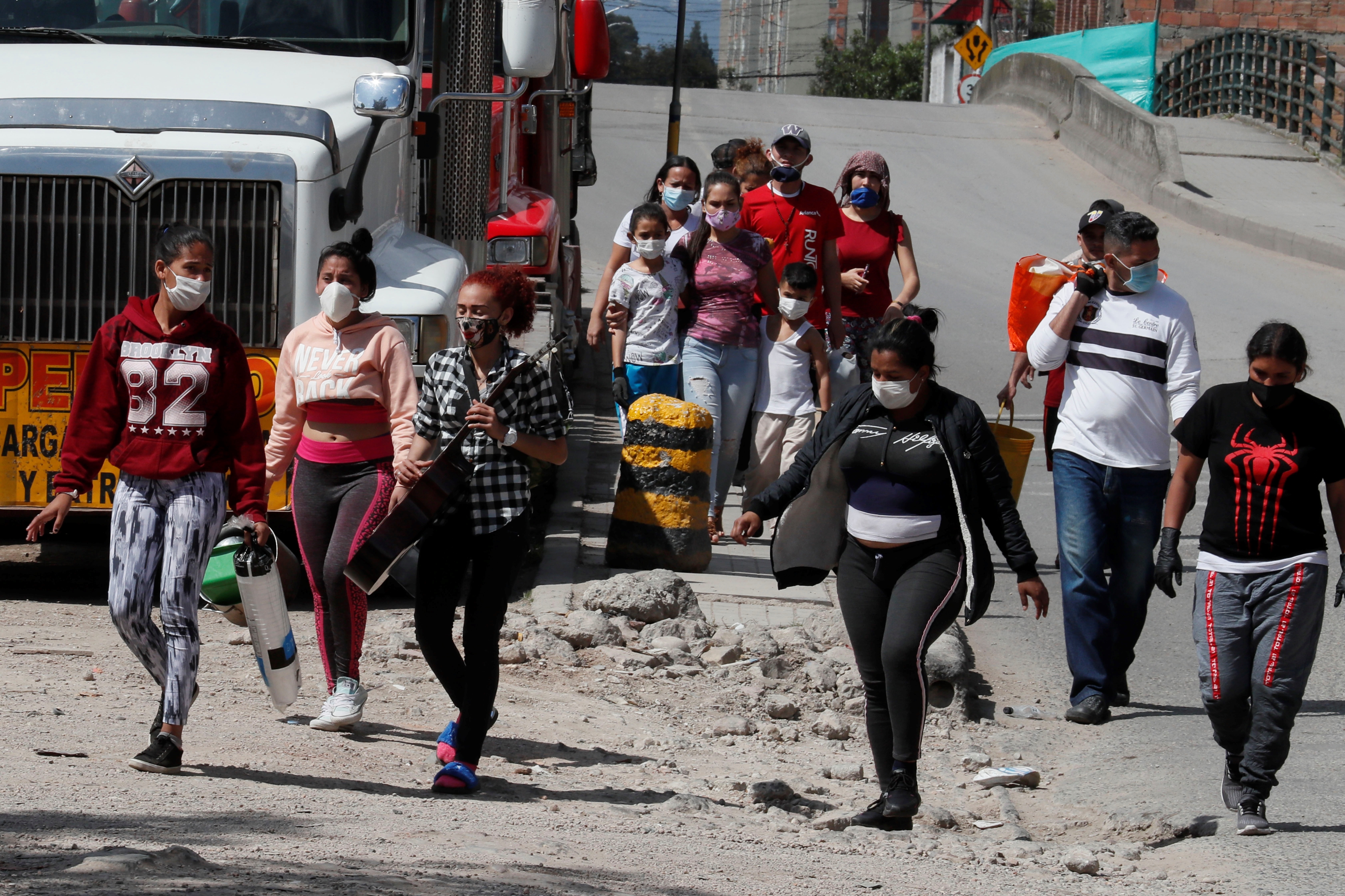 Bachelet alerta de vulnerabilidad de migrantes en Latinoamérica ante la pandemia