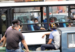¿Aumentará el pasaje del transporte público tras la nueva reconversión monetaria anunciada por el chavismo?