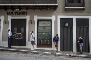 Los hospitales de Puerto Rico están bajo presión pero no colapsados por Covid-19