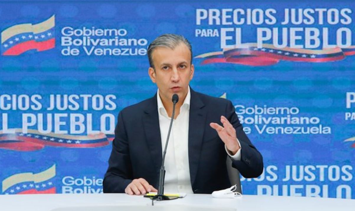 Tareck El Aissami reapareció para anunciar la detención de alcalde y fiscal chavista por contrabando de gasolina