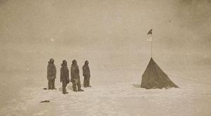 Los hábitos culturales que ayudaron a exploradores de la Antártida a superar meses de aislamiento extremo