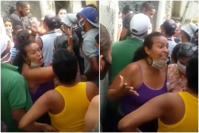 EN VIDEO: La TRIFULCA que prendieron los vecinos del barrio Los Eucaliptos por el Clap