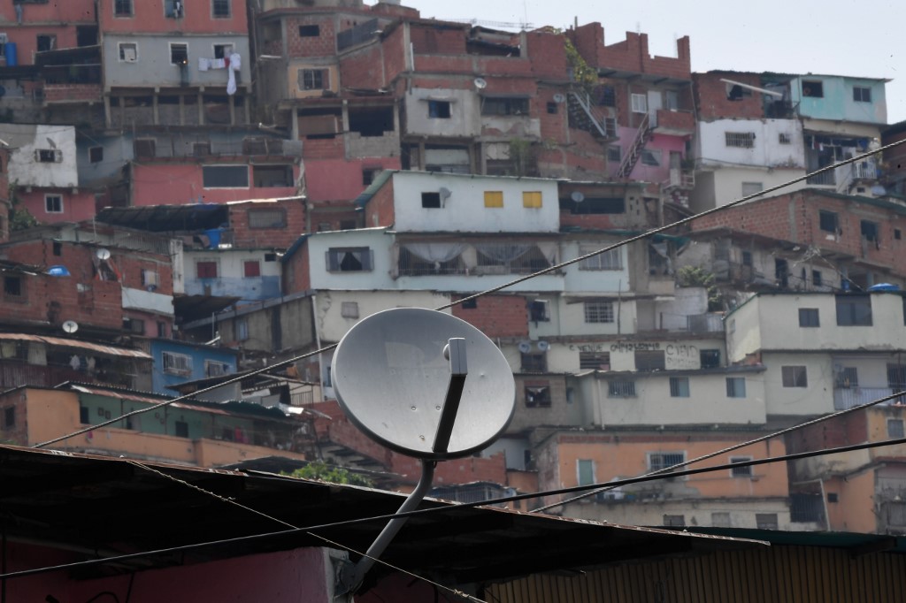 No ha vuelto: Esteban Trapiello niega que DirecTV haya restablecido la señal en el país