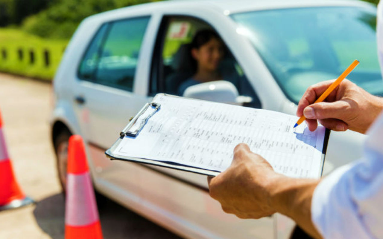 El coronavirus causa desvíos para obtener licencias de conducir en Florida