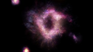 Astrónomos captaron una extraña galaxia con forma de anillo de fuego cósmico