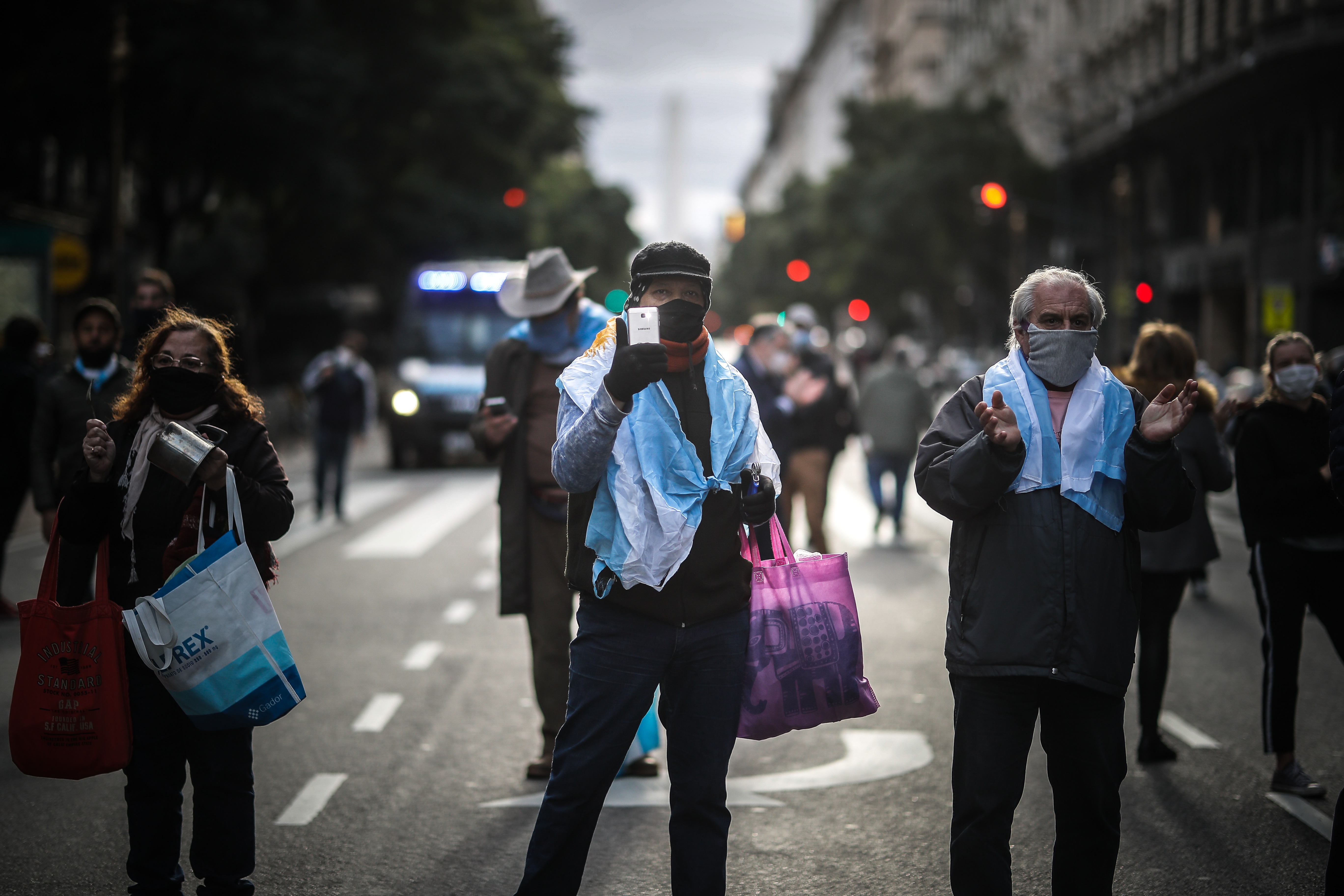 Se produjo la primera protesta contra el confinamiento en Argentina