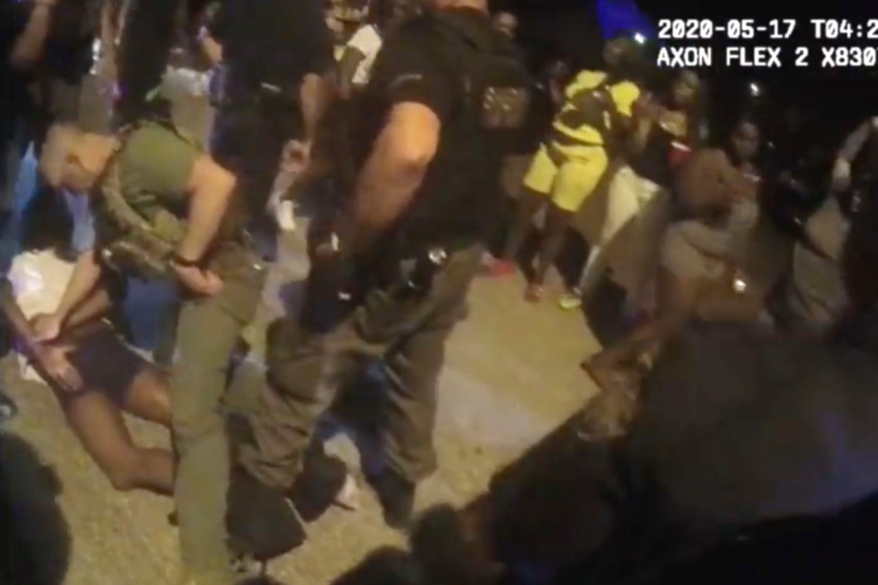 Fiestas masivas en Florida terminan en arrestos y lesiones policiales