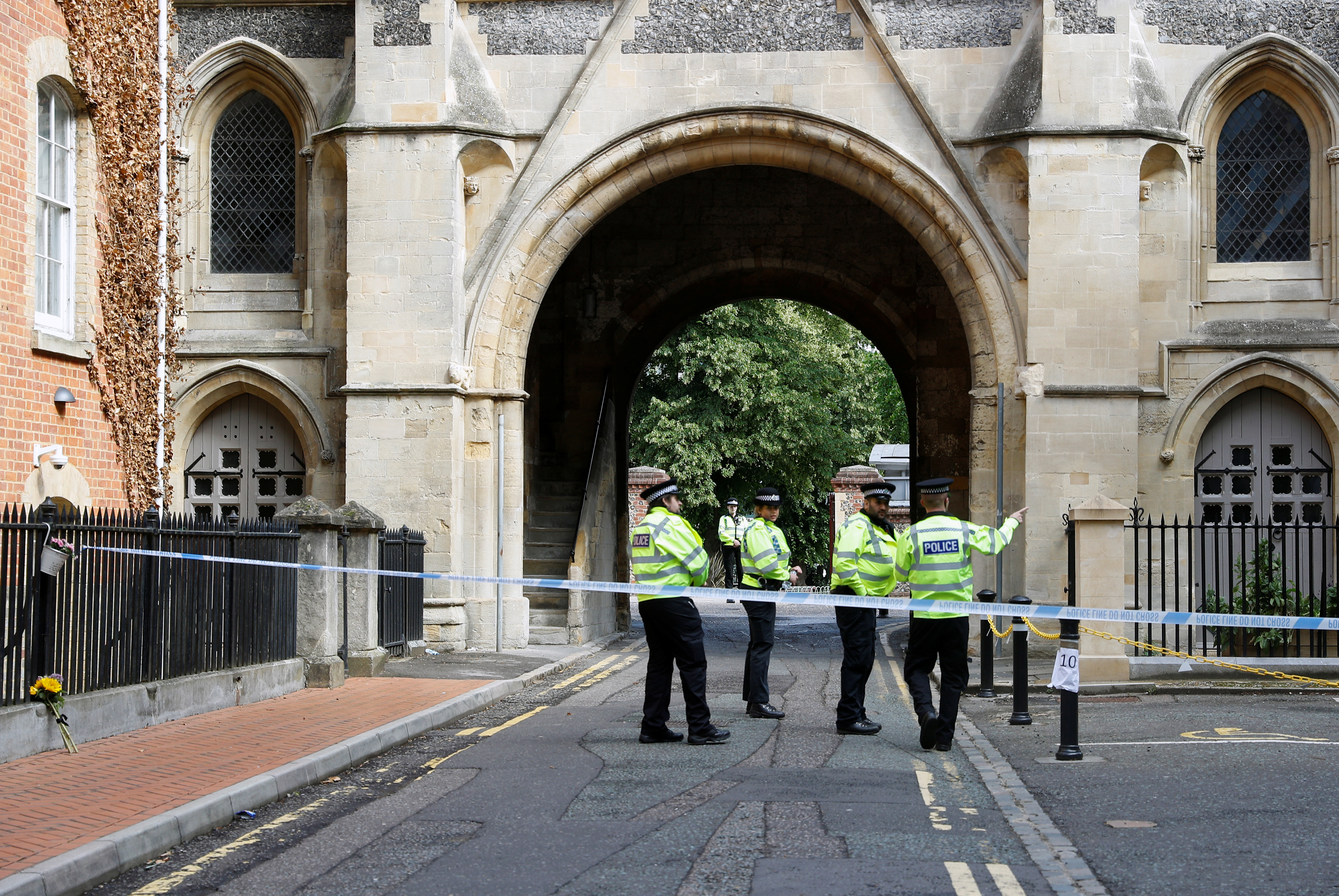 Policía británica considera ataque con cuchillo que dejó tres muertos como “terrorista”