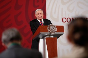López Obrador desea pronta recuperación de Trump al dar positivo por Covid-19