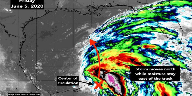 La tormenta Cristóbal comienza hacia el sur de Florida