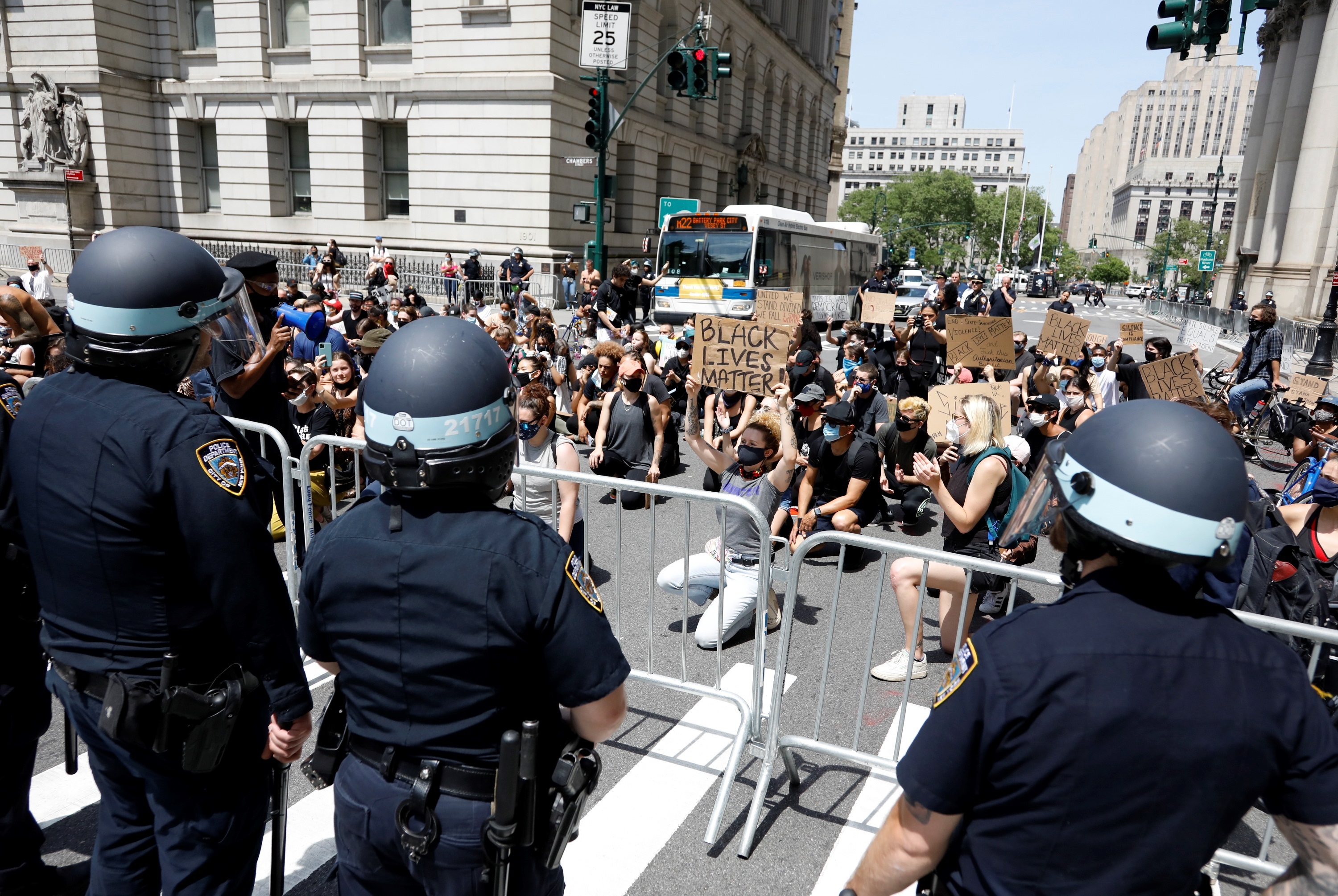 Fiscal de Nueva York se negó a procesar a manifestantes por delitos de bajo impacto
