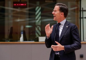 La UE no concreta exigencias democráticas en su acuerdo para la recuperación