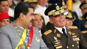 Maduro ratificó a Padrino López en la cúspide militar del chavismo