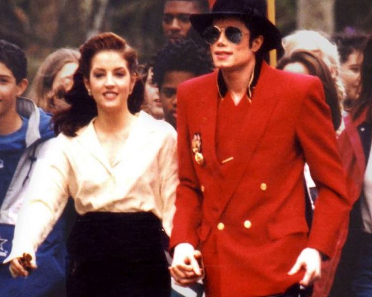 Sexo falso y orgasmos bizarros: El extraño matrimonio de Michael Jackson y Lisa Marie Presley
