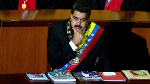 Maduro interviene a partidos chavistas por temor a rebeliones