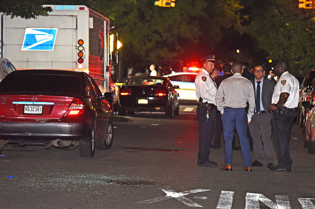 Tres personas mueren a balazos durante un tiroteo de tres horas en Nueva York