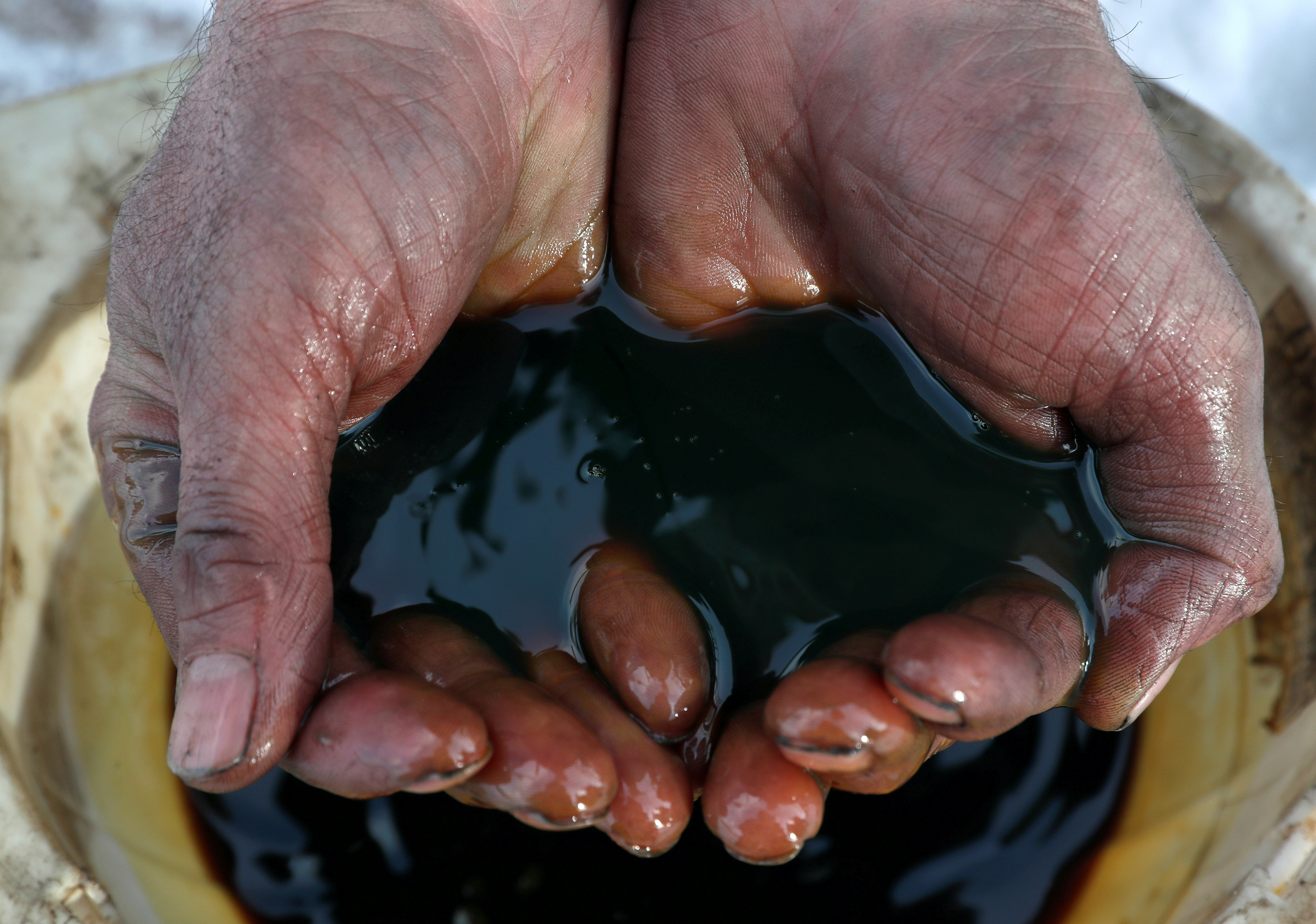 Precios del petróleo tendrán escasos avances ante amenaza de coronavirus