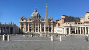 Vaticano comenzará su campaña de vacunación en la segunda mitad de enero