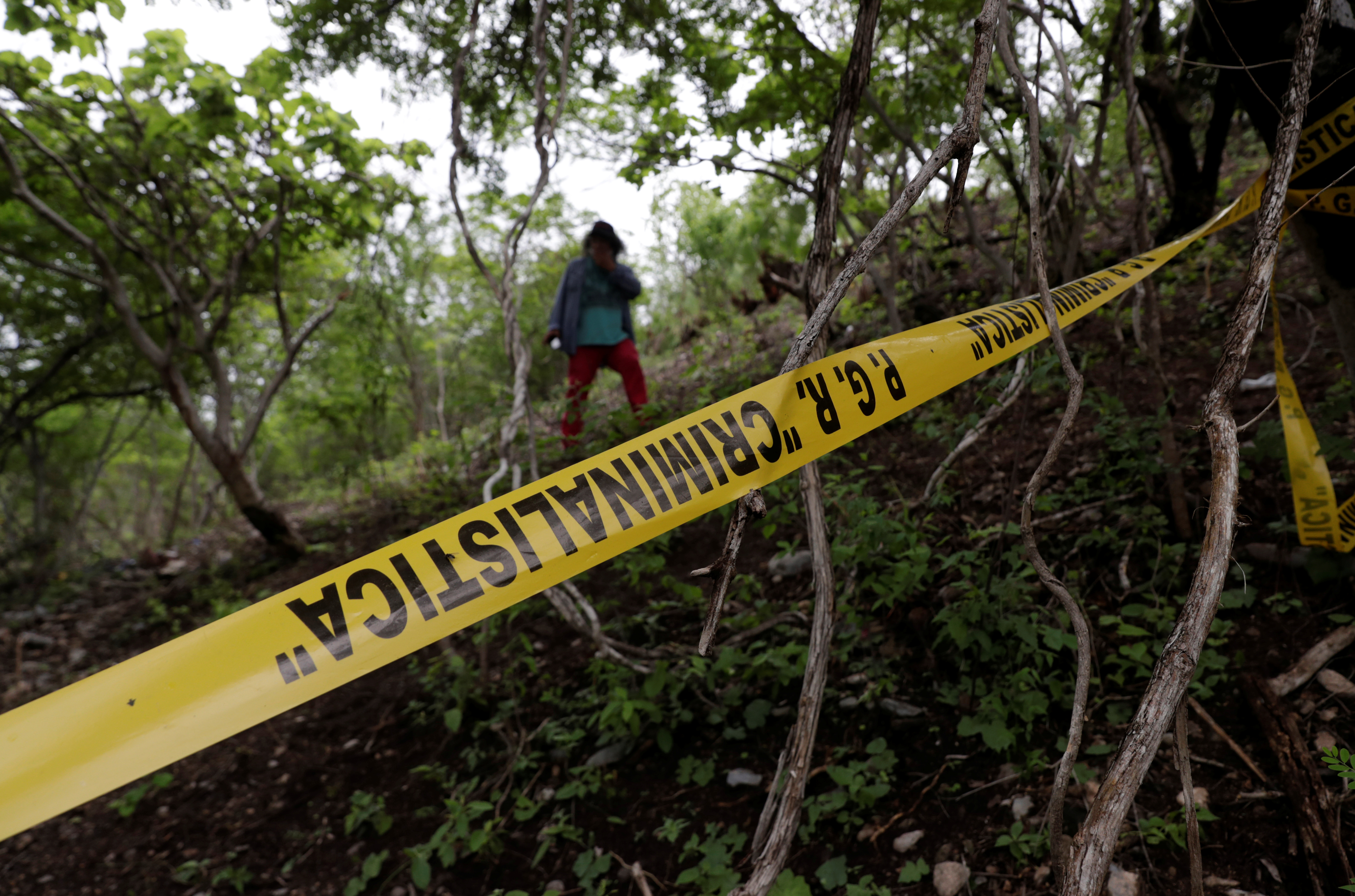 Cuerpos de 12 personas son hallados en zona central de México