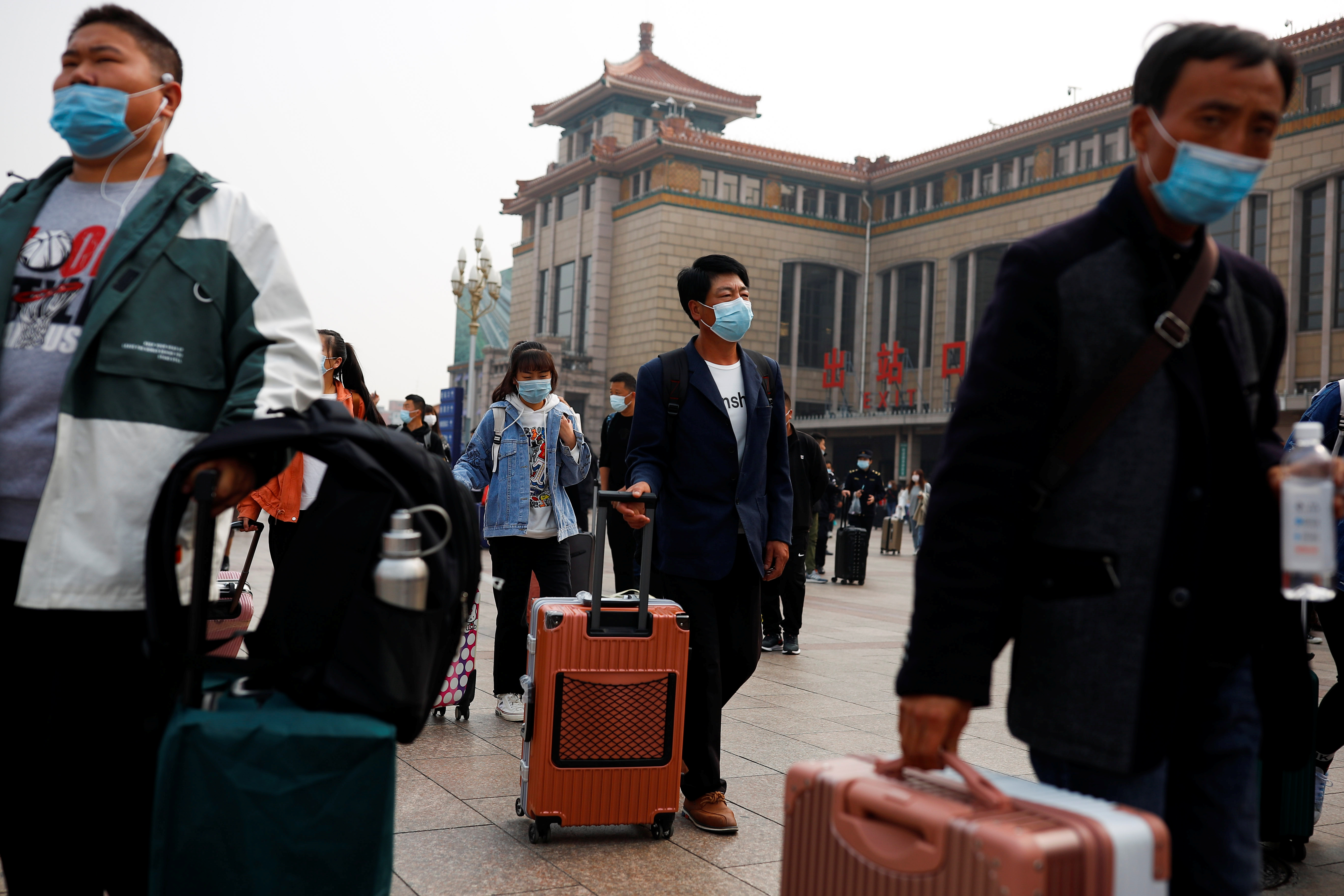 Los países de Asia-Pacífico comienzan a suavizar las restricciones a los viajes