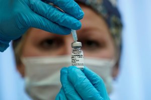 Revelan el costo de la vacuna rusa Sputnik V para los mercados internacionales