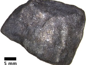 Un meteorito con “compuestos orgánicos extraterrestres” daría indicios sobre el inicio de la vida en la Tierra