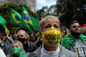 Brasil comenzó el año acumulando 7,7 millones de casos de Covid-19