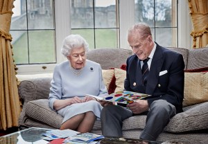 Las infidelidades y lecciones que vivieron juntos: La reina Isabel II y Felipe celebran 73 años de casados