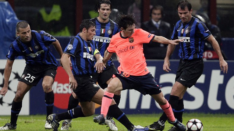 Mourinho reveló los secretos de cómo su Inter de Milán anuló a Messi en Champions (Video)