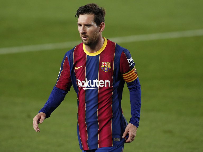 Las nuevas cláusulas del contrato de Leo Messi: Aprender catalán, consecuencias de una posible independencia